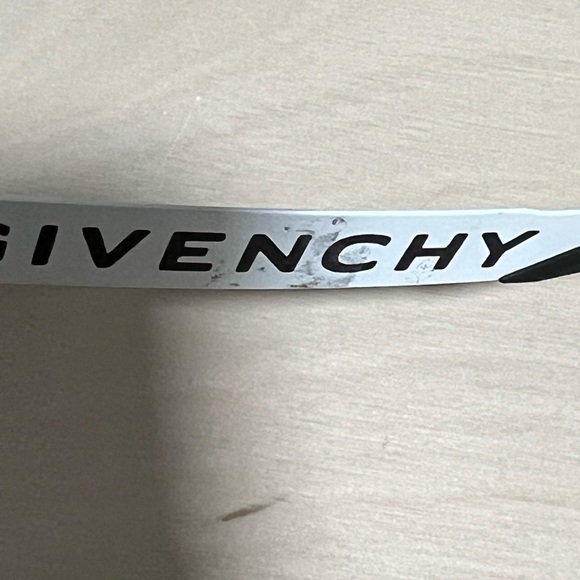 Givenchy Sunglasses - Picture 11 of 15
